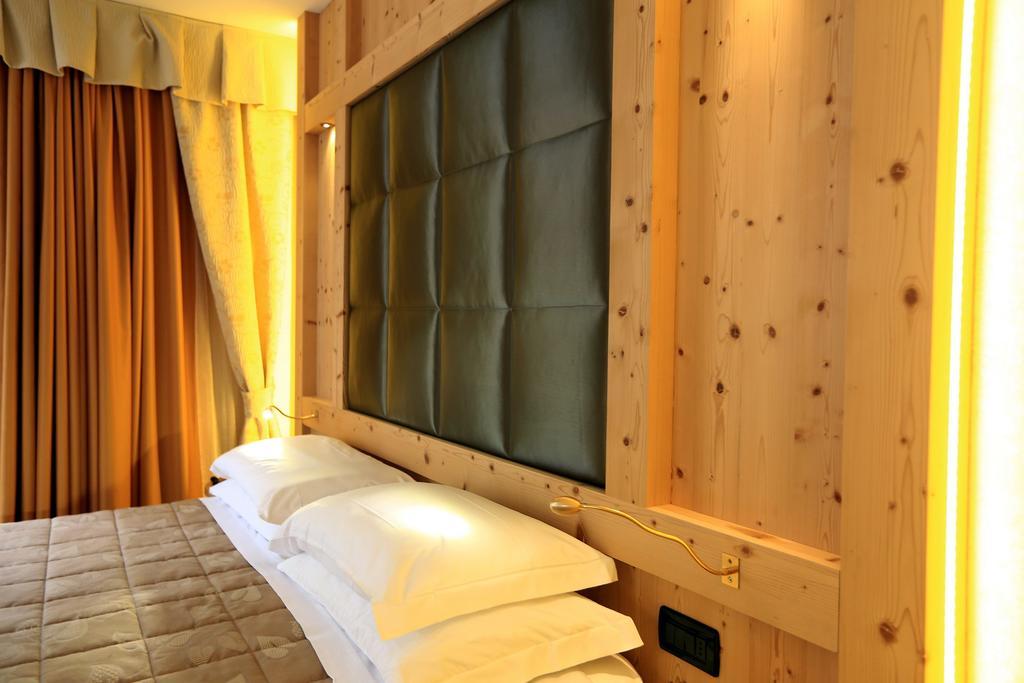 Hotel Ladina Campitello di Fassa Quarto foto